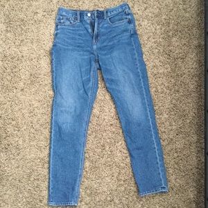 American Eagle Mom Jeans!